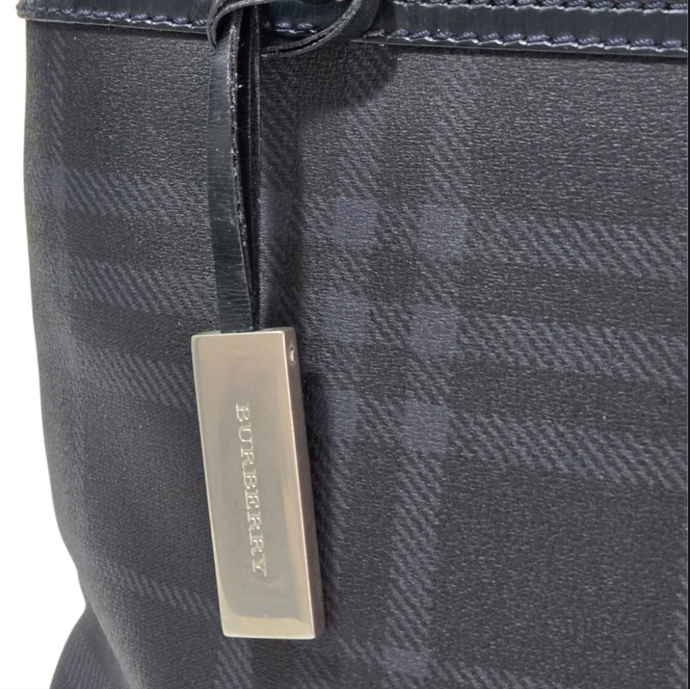 ⛔️SOLD⛔️Burberry Nova Check Canvas Leather Handbag (Navy) With COA - Picture 5 of 12